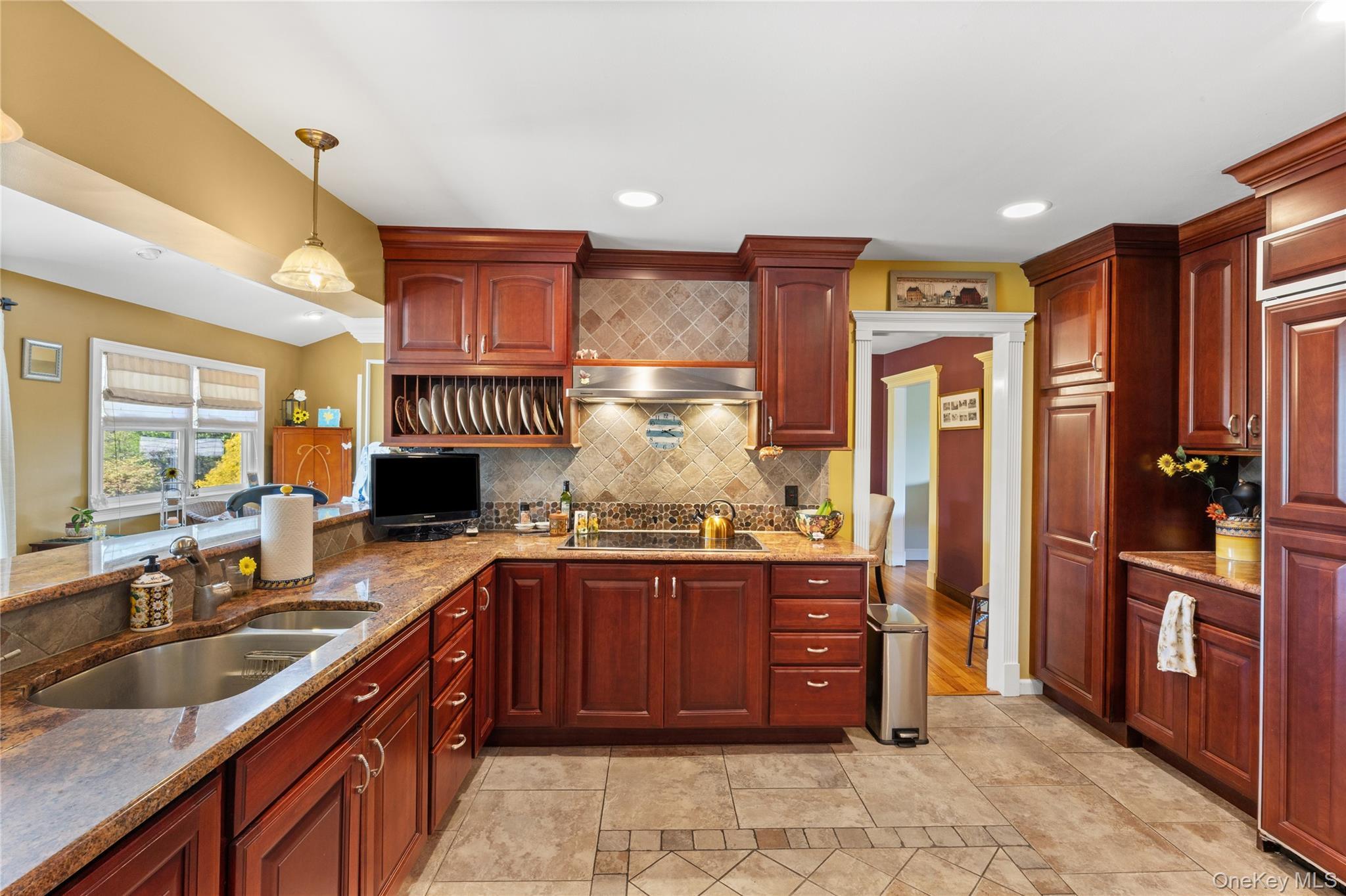 Single Family Palmer Drive Suffolk County, NY 11782, MLS-995680-18
