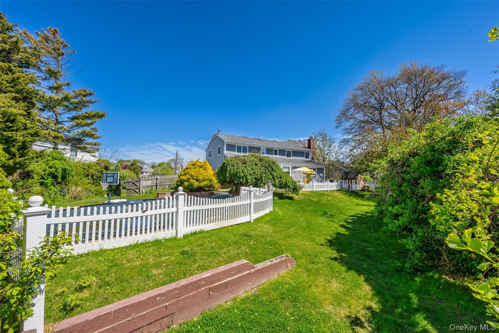 Single Family Palmer Drive Suffolk County, NY 11782, MLS-995680-8
