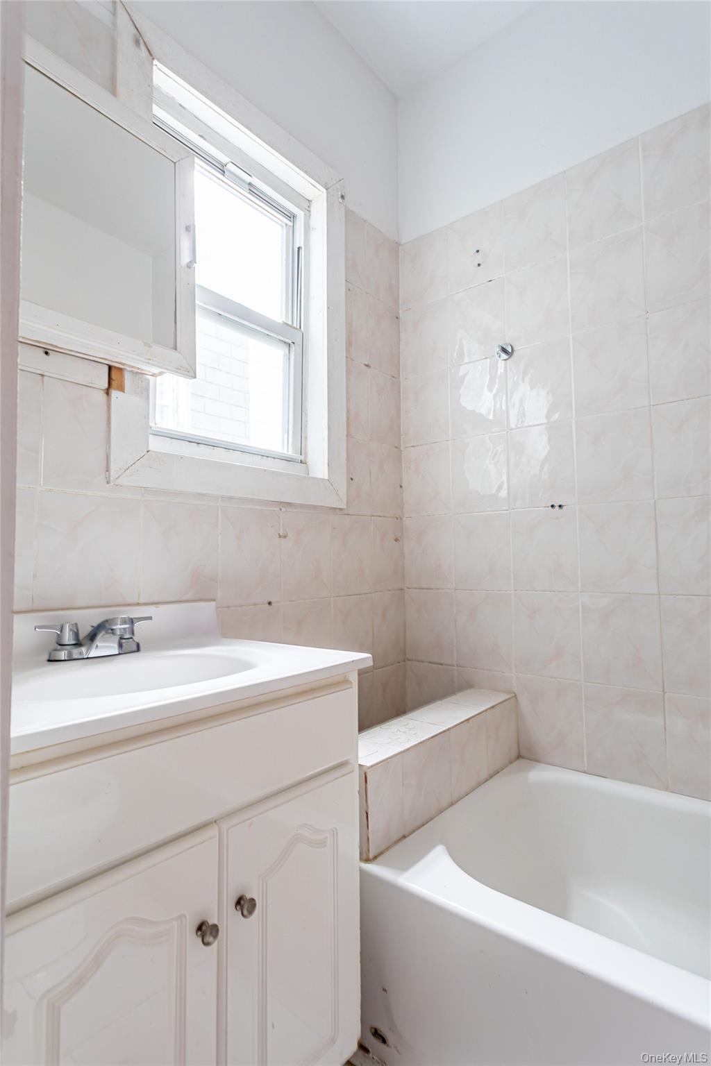 Single Family 40th  Brooklyn, NY 11232, MLS-995687-26