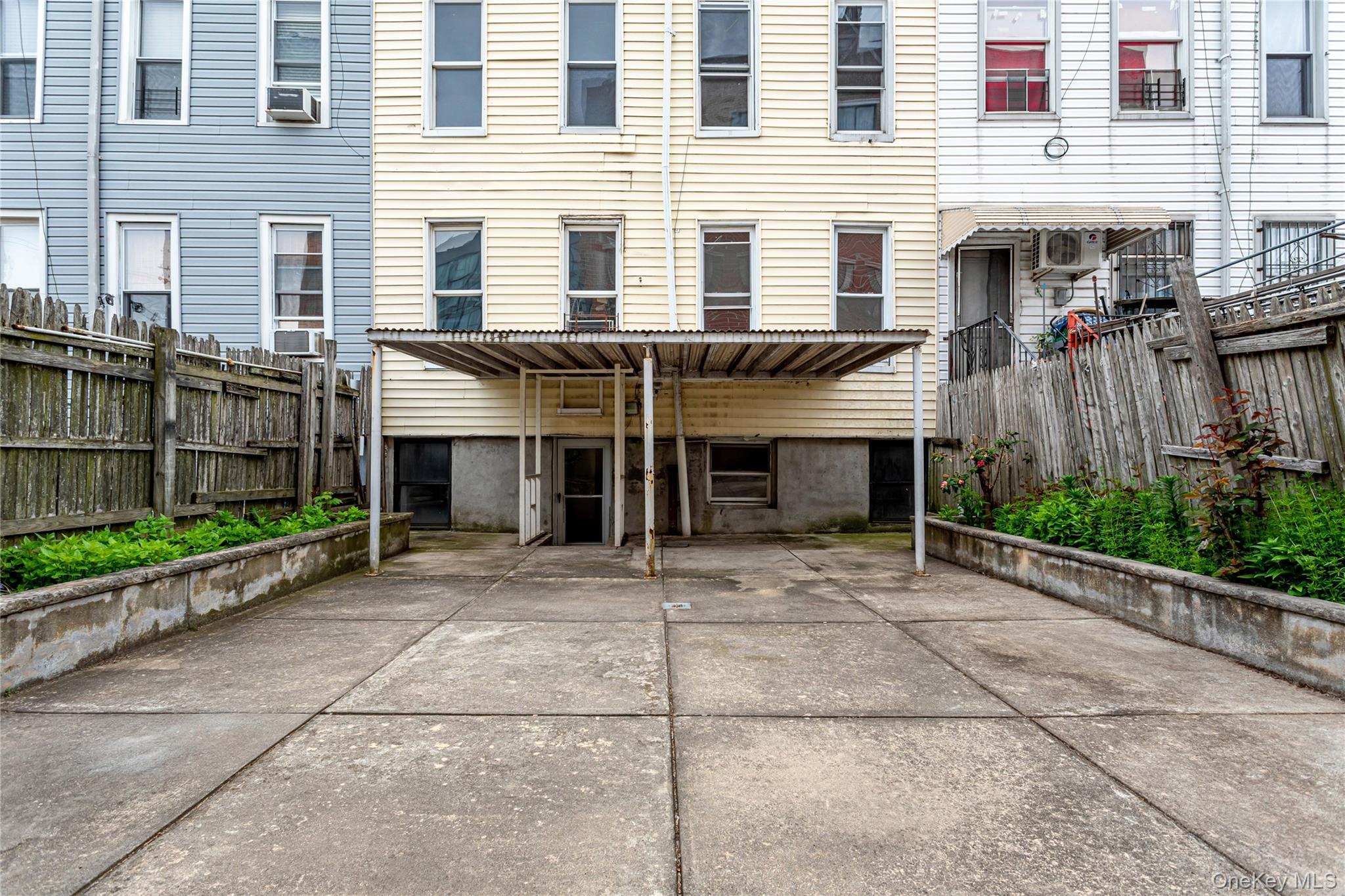 Single Family 40th  Brooklyn, NY 11232, MLS-995687-27
