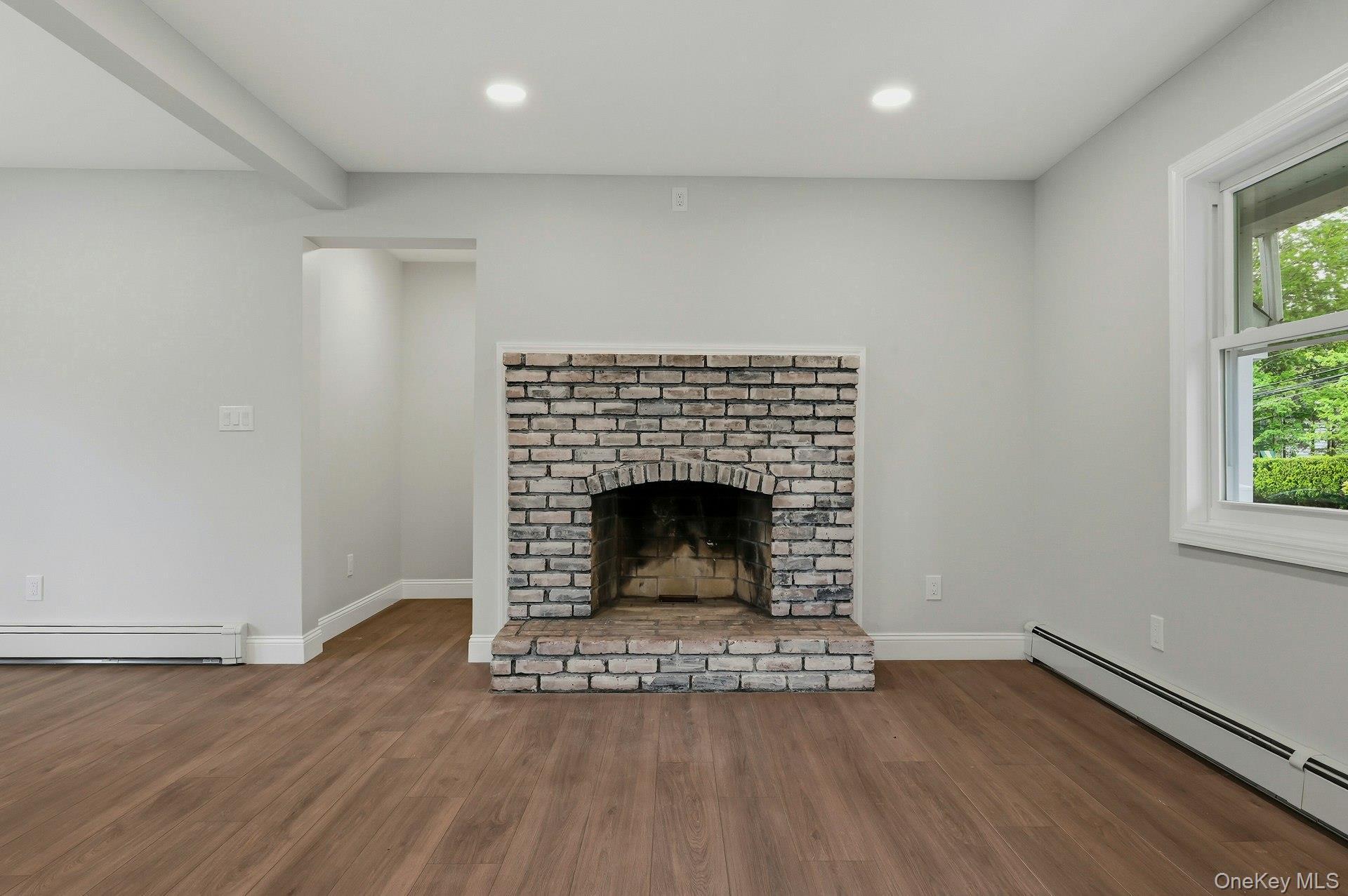 Single Family Rustic Road Suffolk County, NY 11720, MLS-995719-14