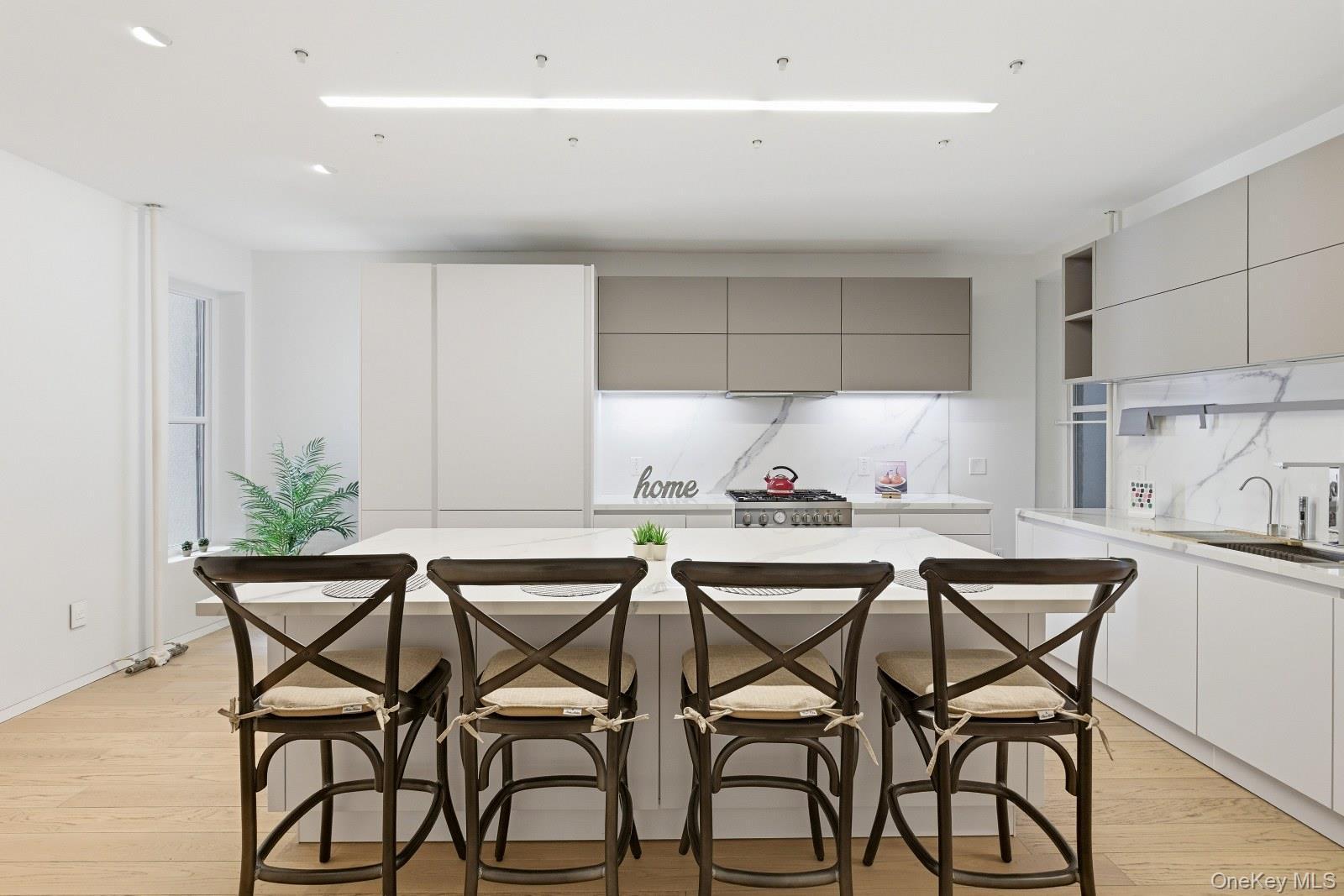 Coop East 124 Street Manhattan, NY 10035, MLS-995726-5