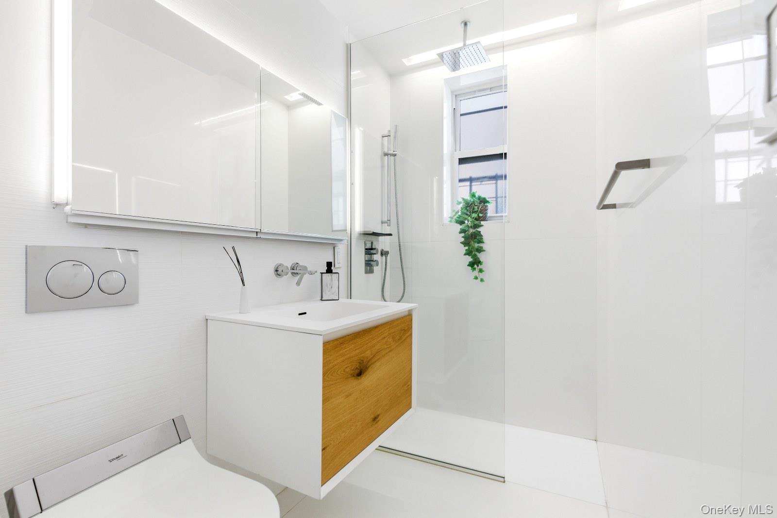 Coop East 124 Street Manhattan, NY 10035, MLS-995726-7
