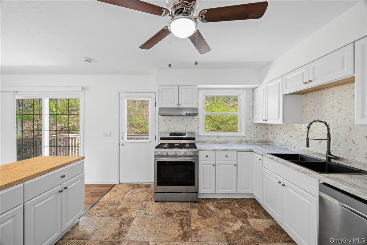 Single Family Lakes Road Orange County, NY 10950, MLS-995734-14