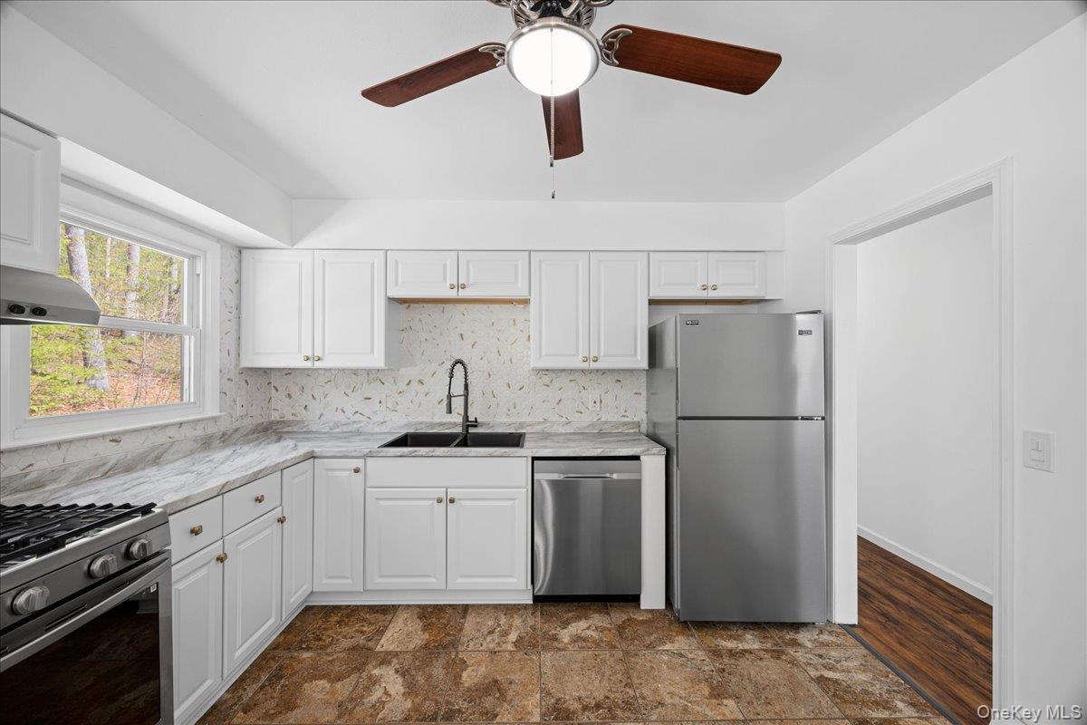 Single Family Lakes Road Orange County, NY 10950, MLS-995734-15