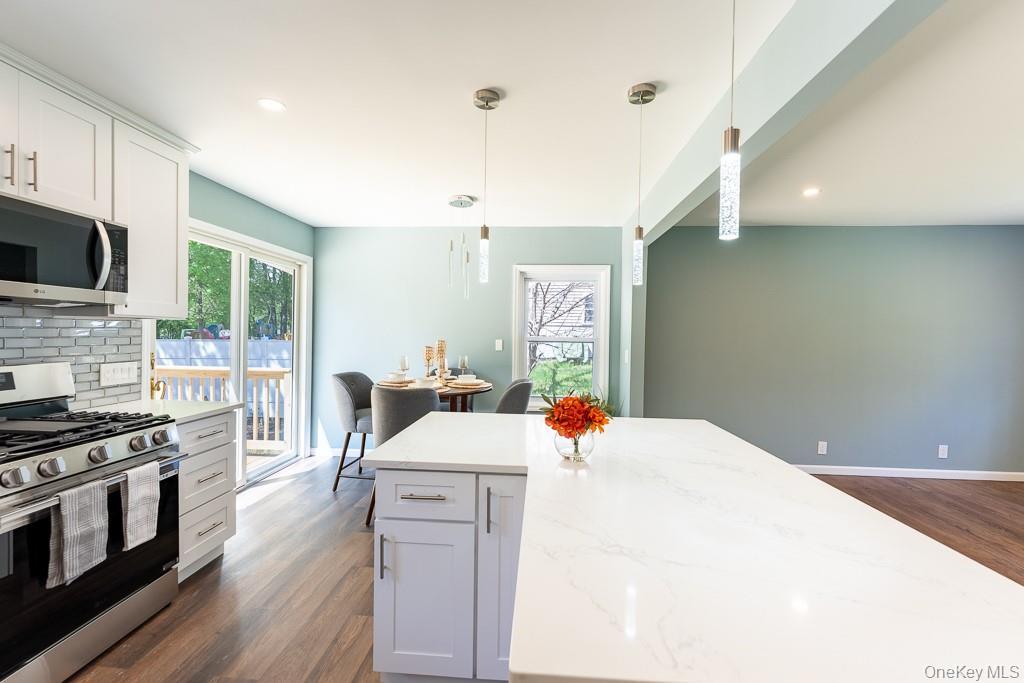 Single Family Oriole Drive Dutchess County, NY 12601, MLS-995740-11