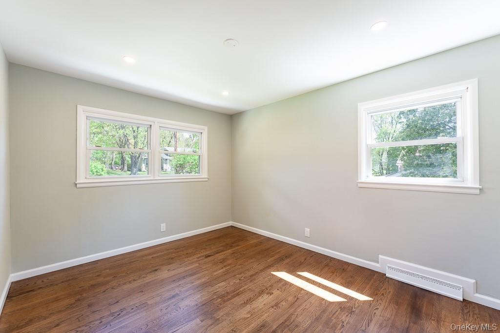 Single Family Oriole Drive Dutchess County, NY 12601, MLS-995740-21