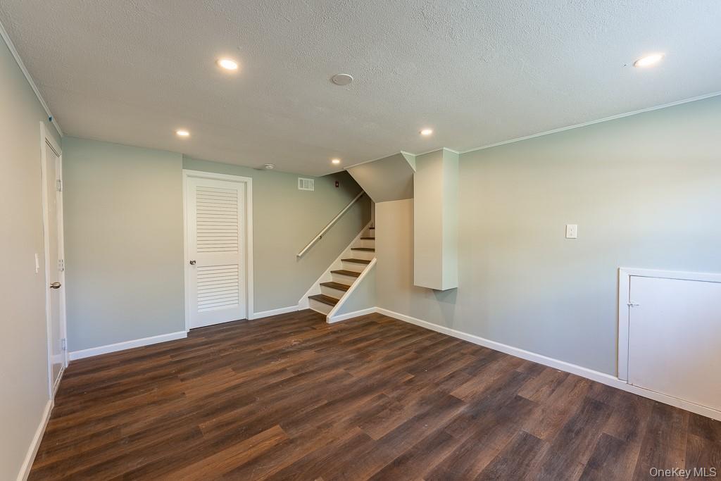 Single Family Oriole Drive Dutchess County, NY 12601, MLS-995740-26