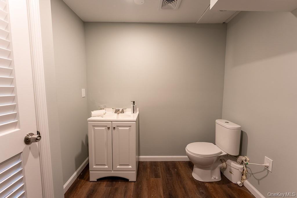 Single Family Oriole Drive Dutchess County, NY 12601, MLS-995740-28
