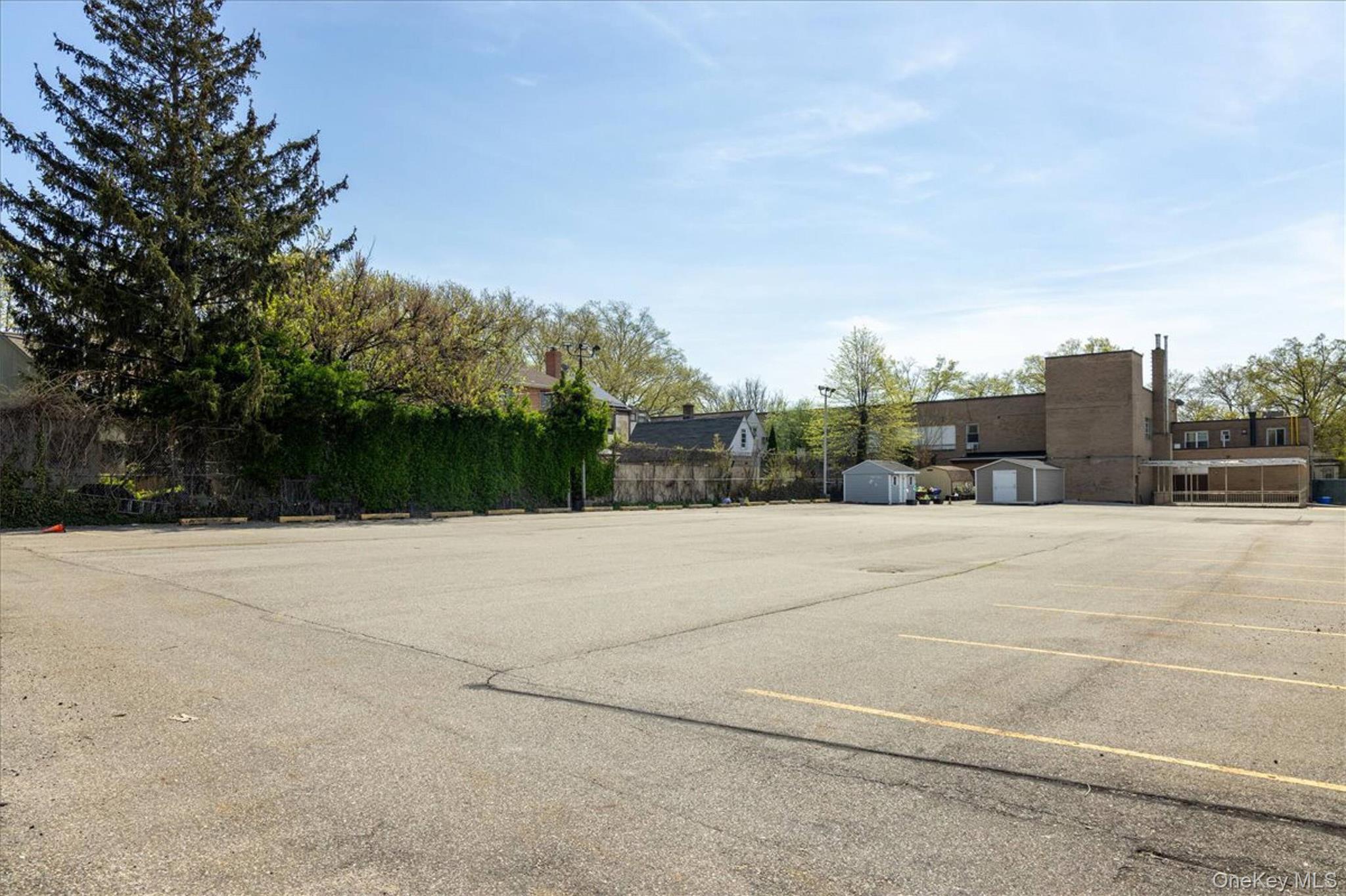 Commercial Lease 168th  Queens, NY 11366, MLS-995744-38