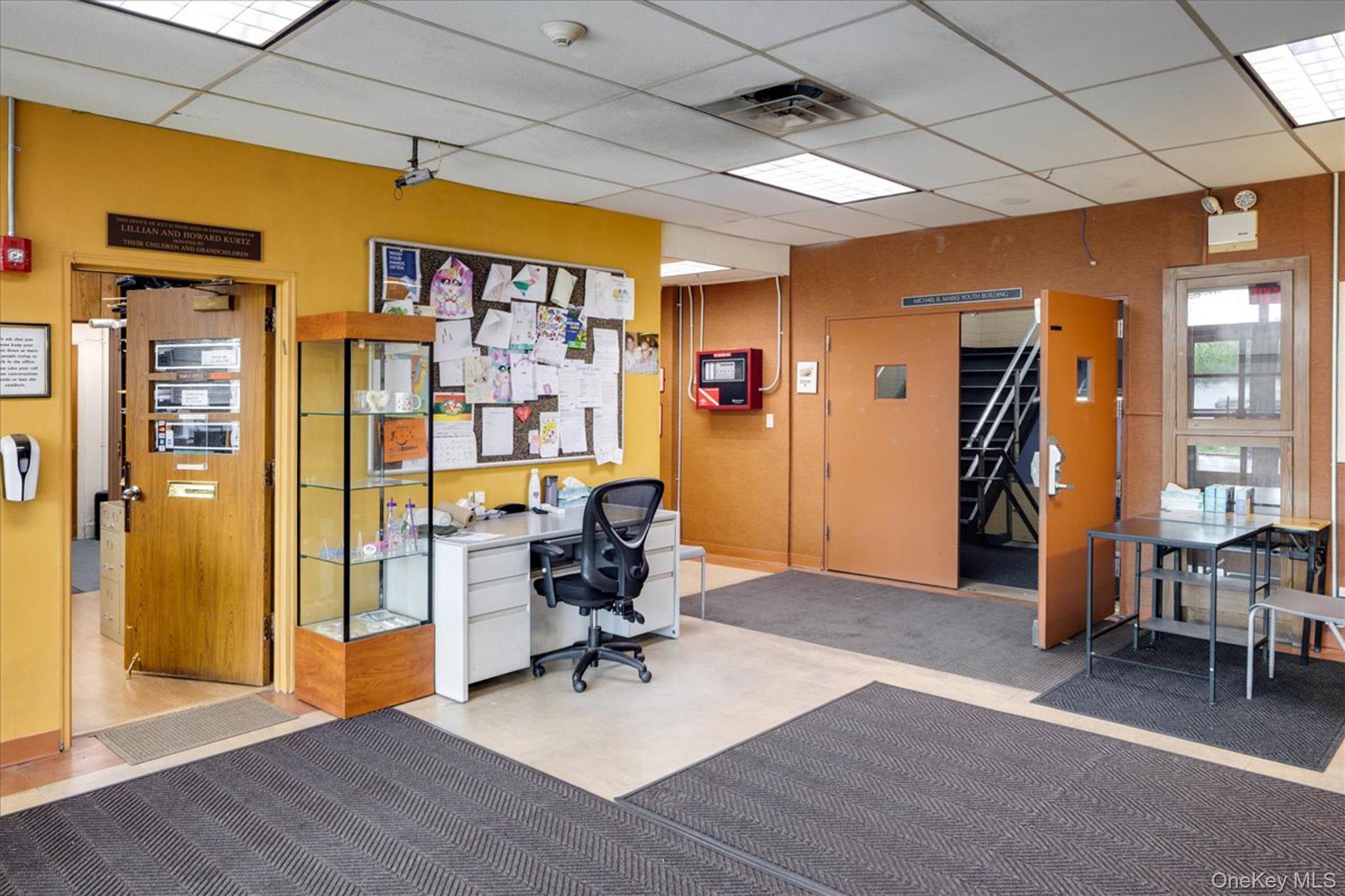 Commercial Lease 168th  Queens, NY 11366, MLS-995744-8