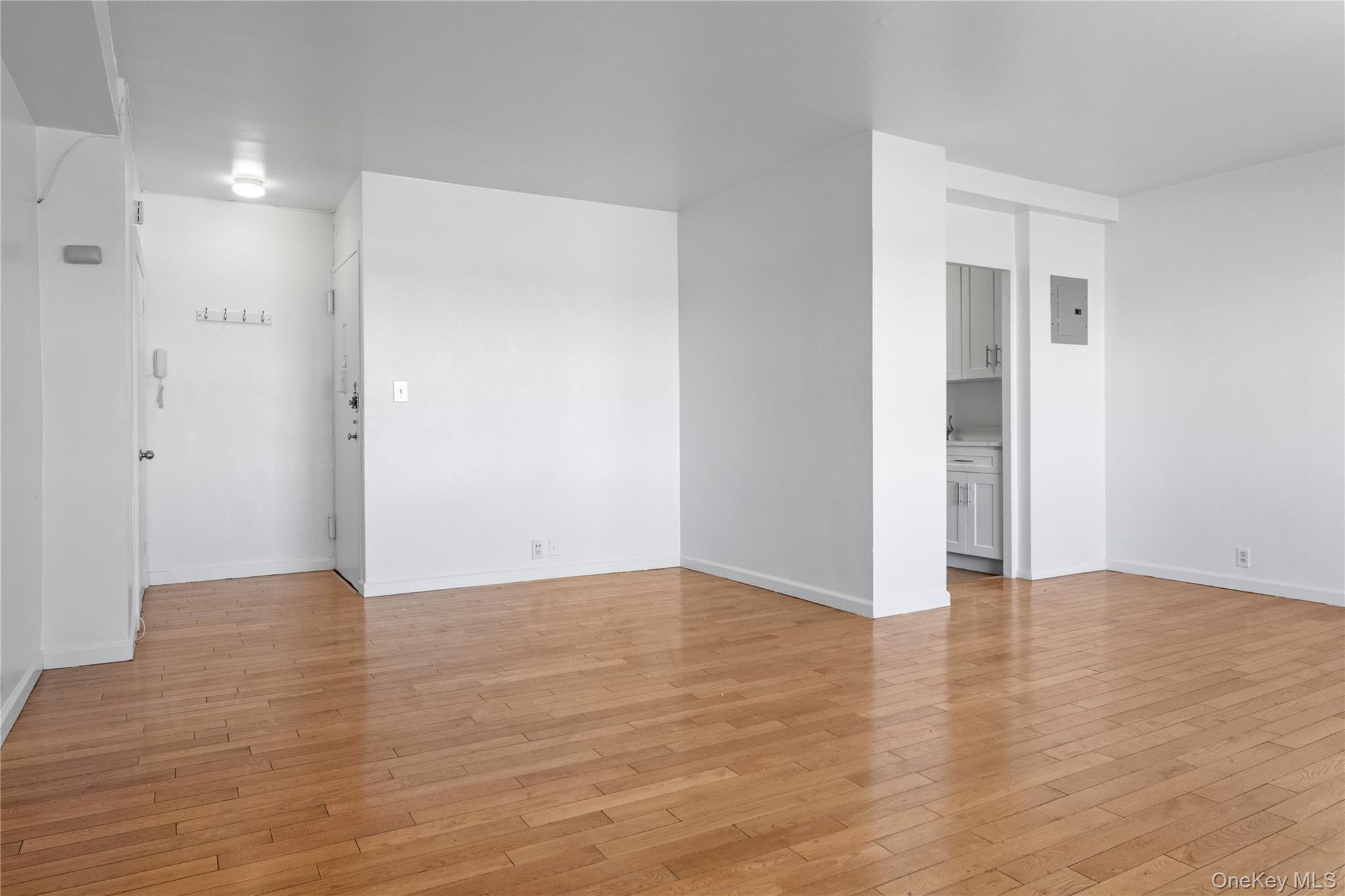 Single Family Fordham Hill  Bronx, NY 10468, MLS-995748-4