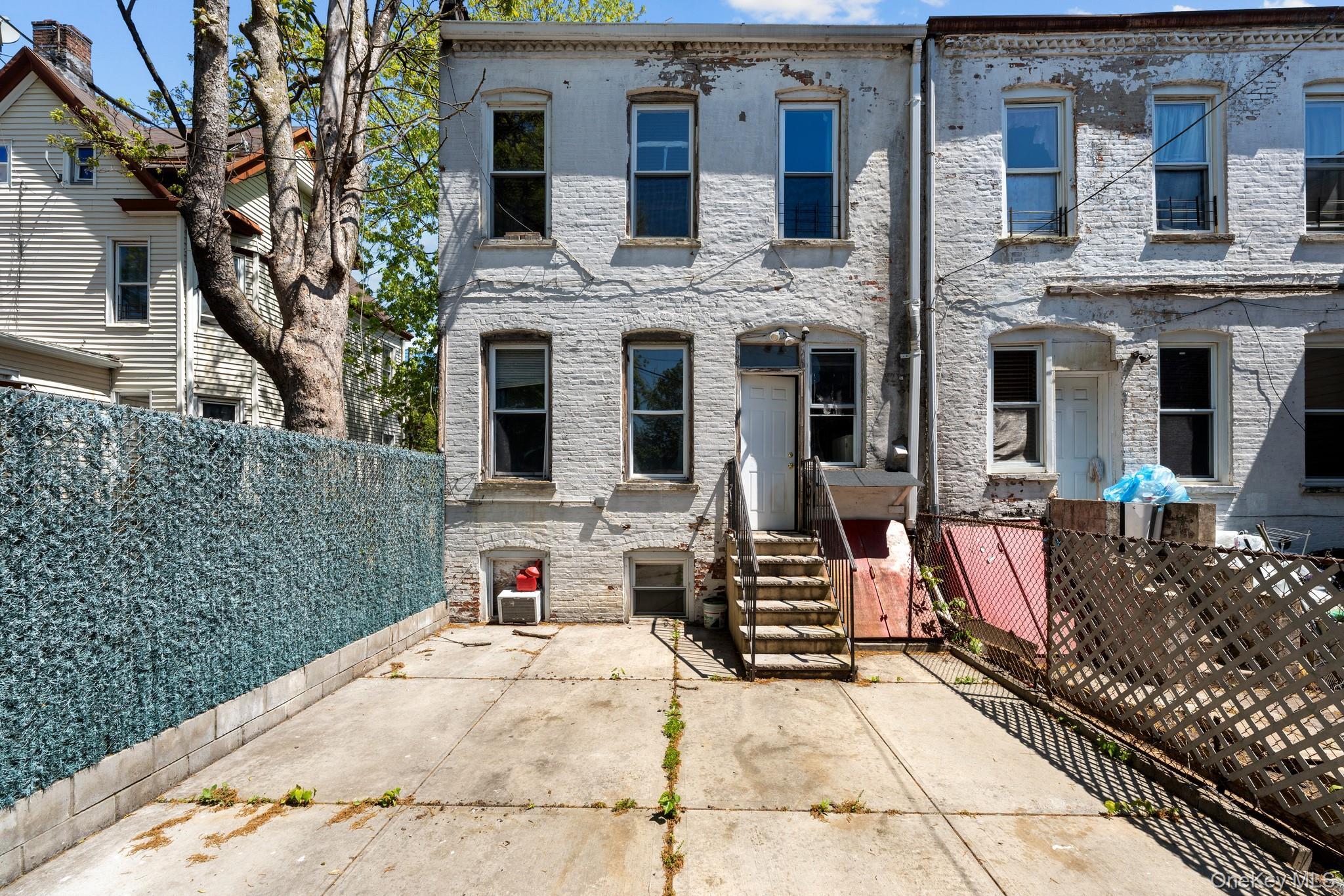 Single Family Richmond  Brooklyn, NY 11208, MLS-995749-12