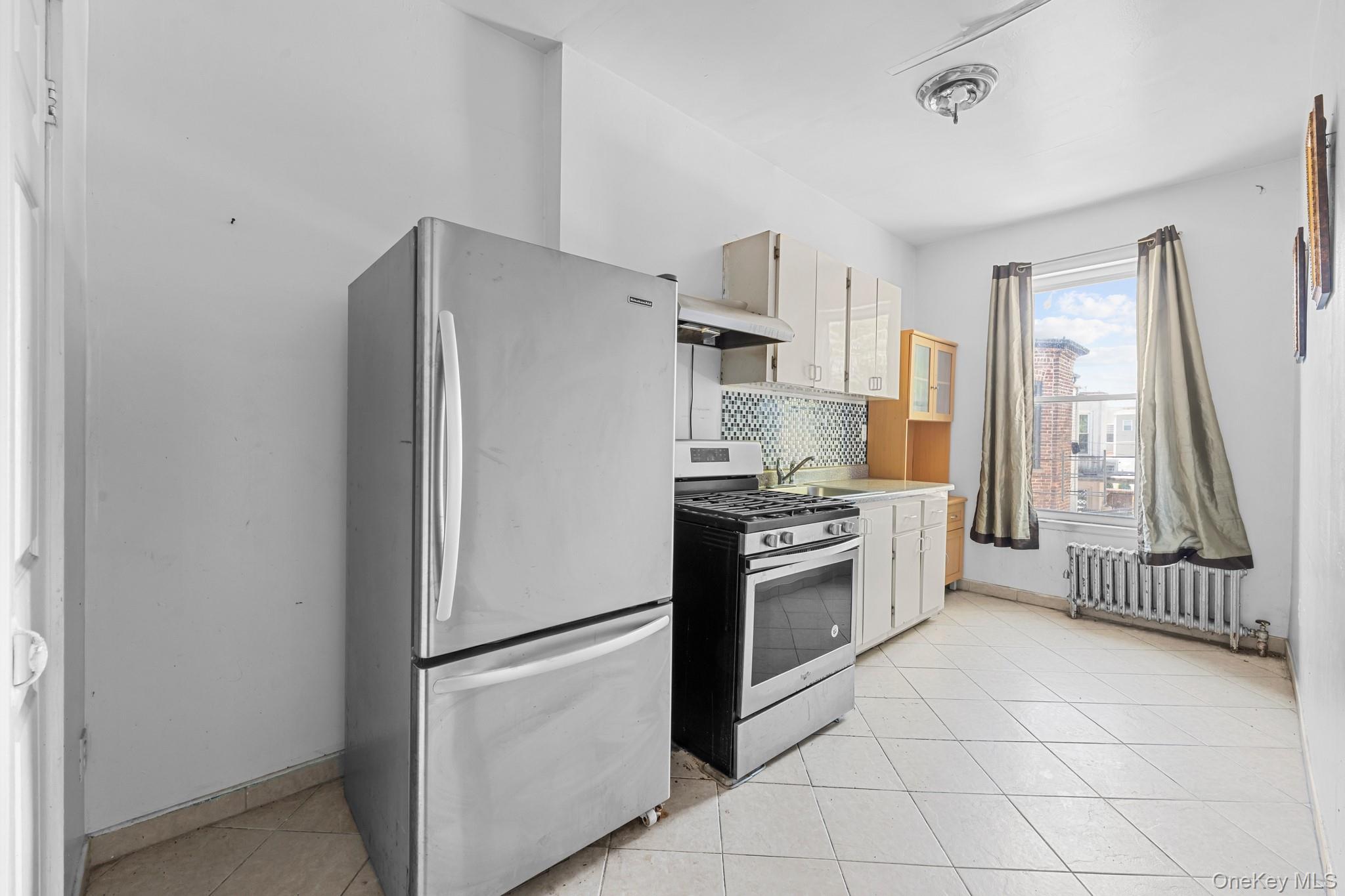 Single Family Richmond  Brooklyn, NY 11208, MLS-995749-9