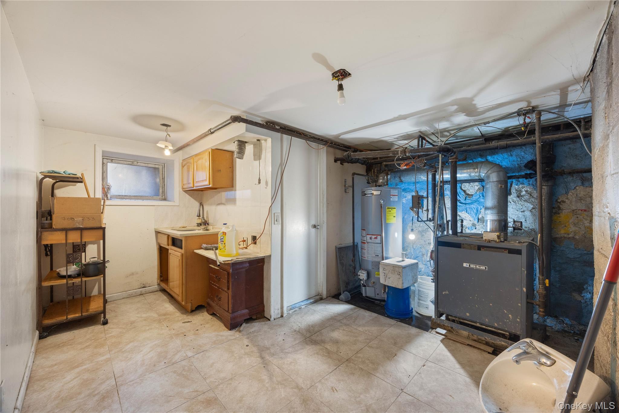 Single Family Grand  Bronx, NY 10468, MLS-995771-13