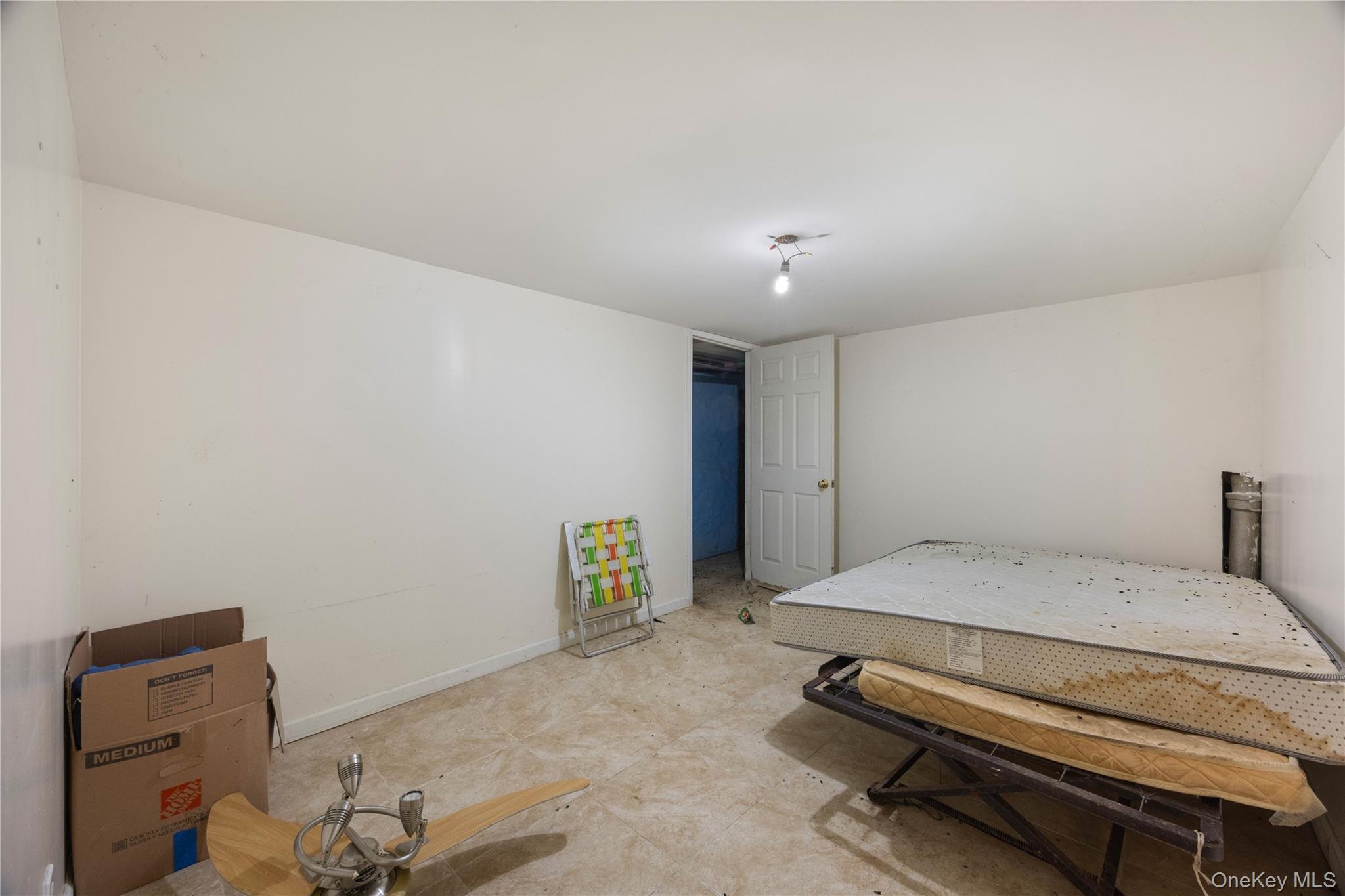Single Family Grand  Bronx, NY 10468, MLS-995771-16