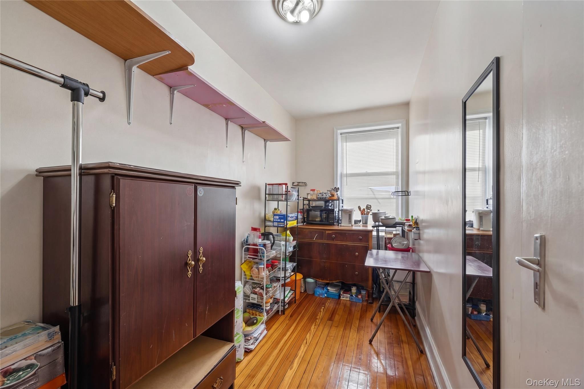 Single Family Grand  Bronx, NY 10468, MLS-995771-29