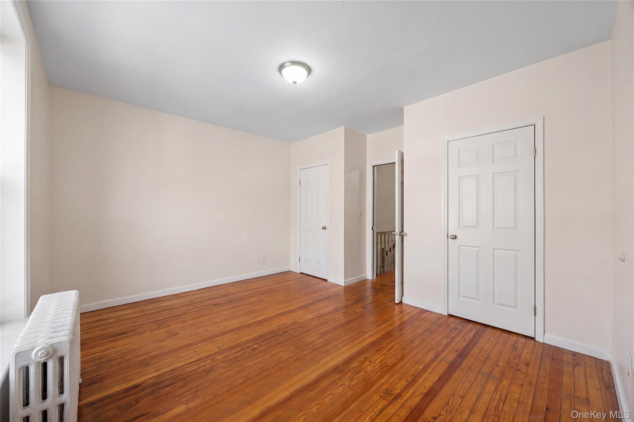 Single Family Grand  Bronx, NY 10468, MLS-995771-33