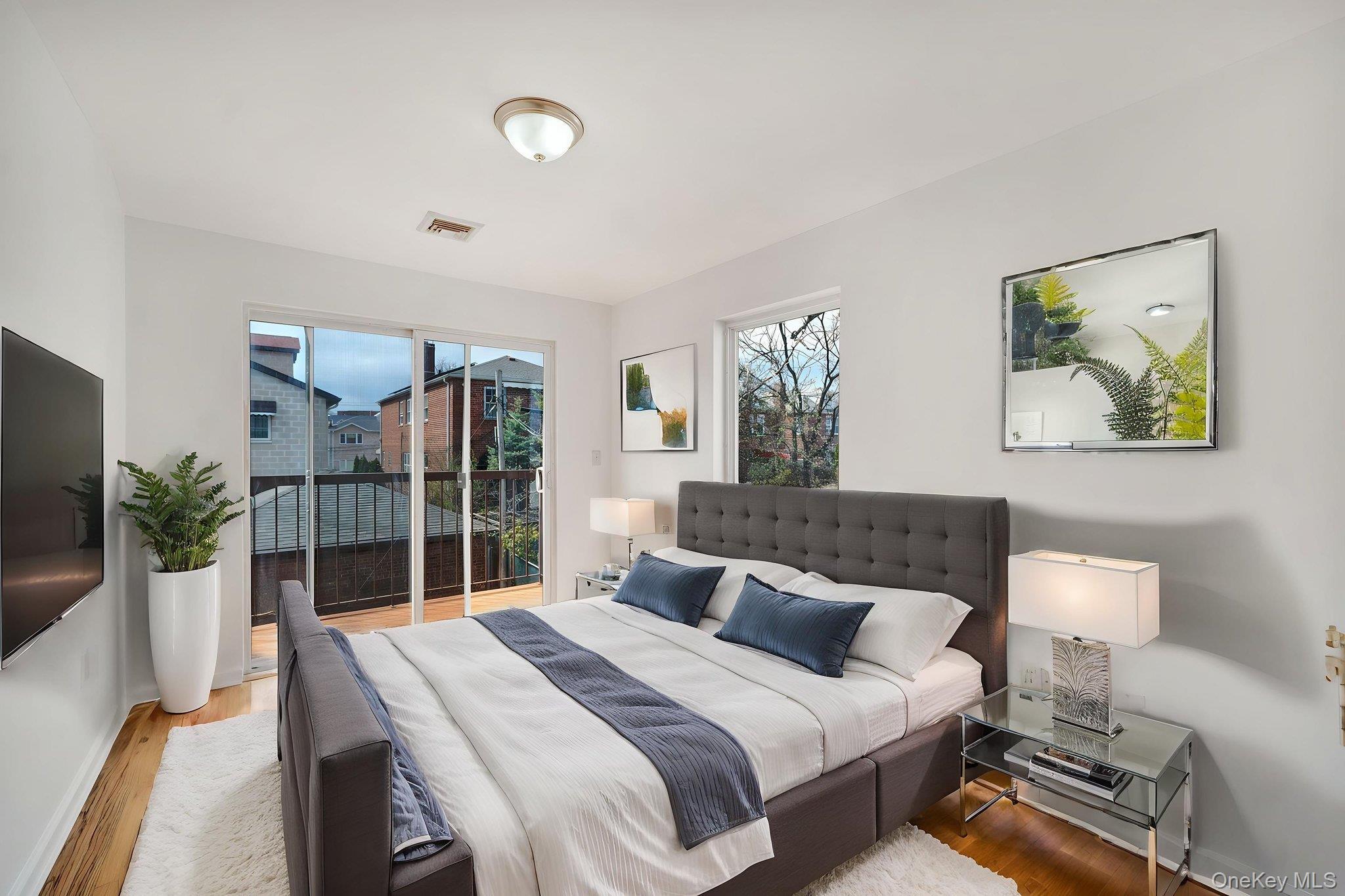 Single Family Wilson  Bronx, NY 10469, MLS-995775-10