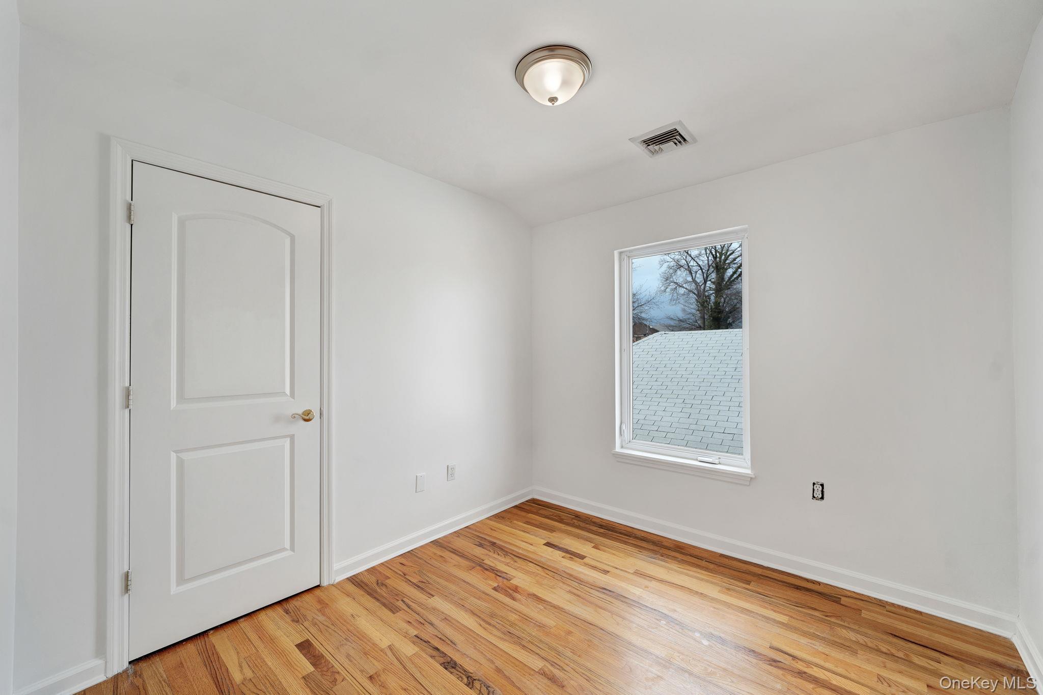 Single Family Wilson  Bronx, NY 10469, MLS-995775-12