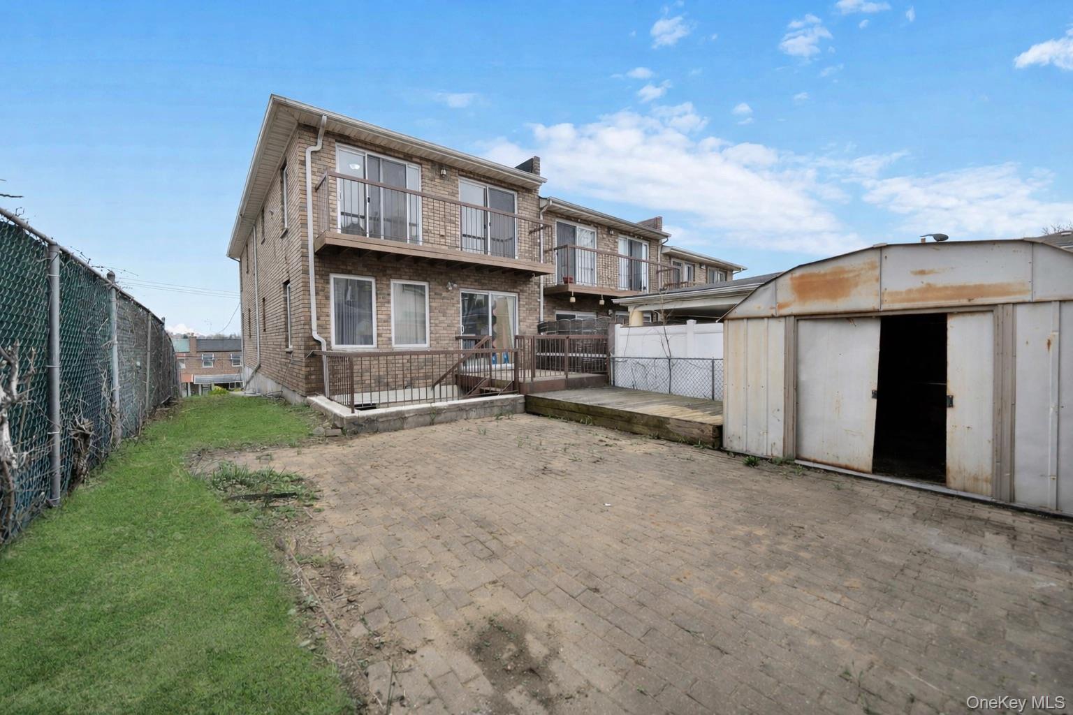 Single Family Wilson  Bronx, NY 10469, MLS-995775-31