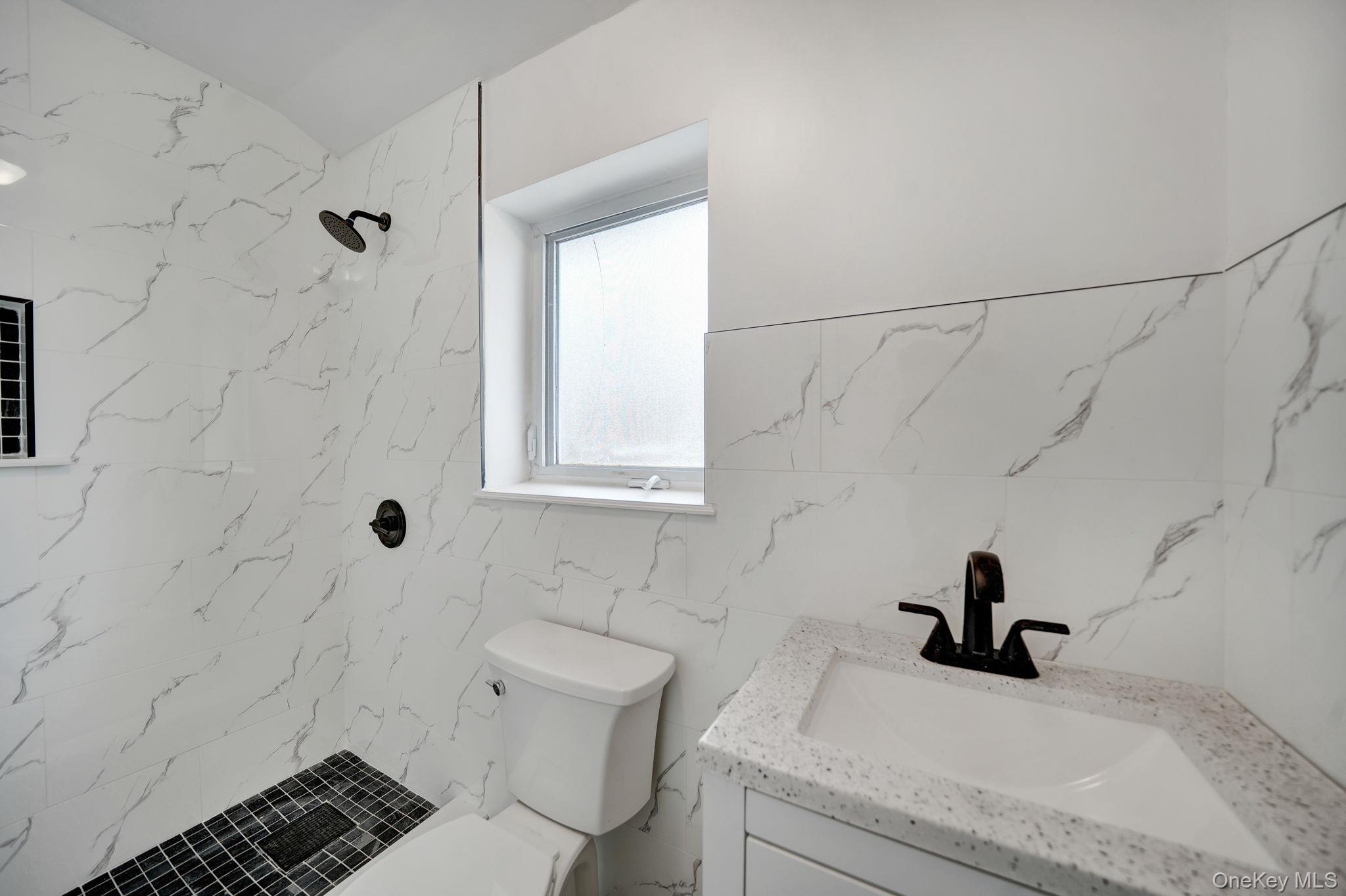 Single Family Wilson  Bronx, NY 10469, MLS-995775-8