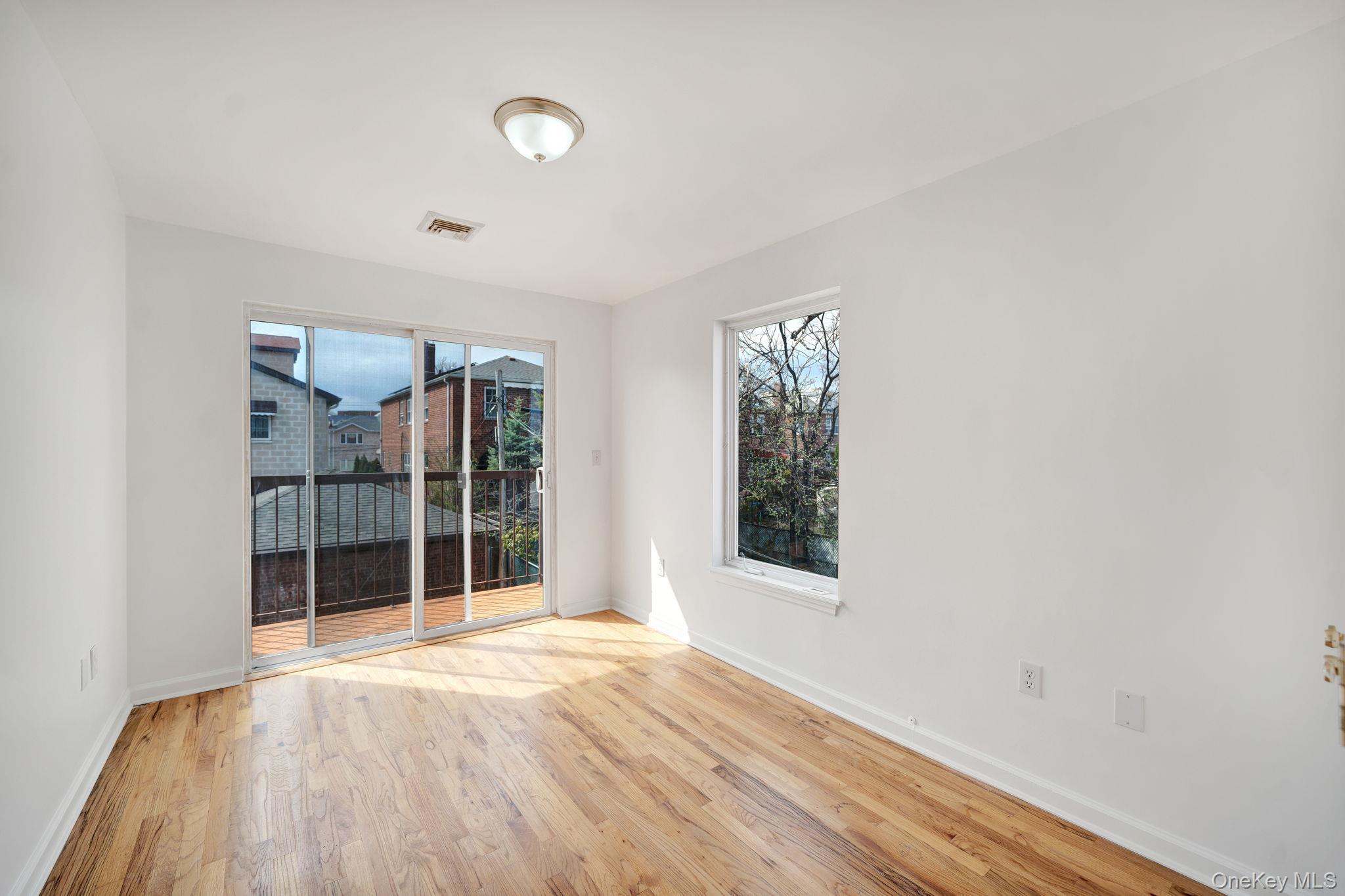 Single Family Wilson  Bronx, NY 10469, MLS-995775-9