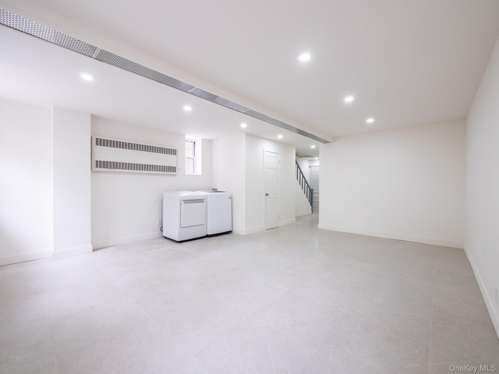 Single Family Hendrickson Brooklyn, NY 11234, MLS-995780-28