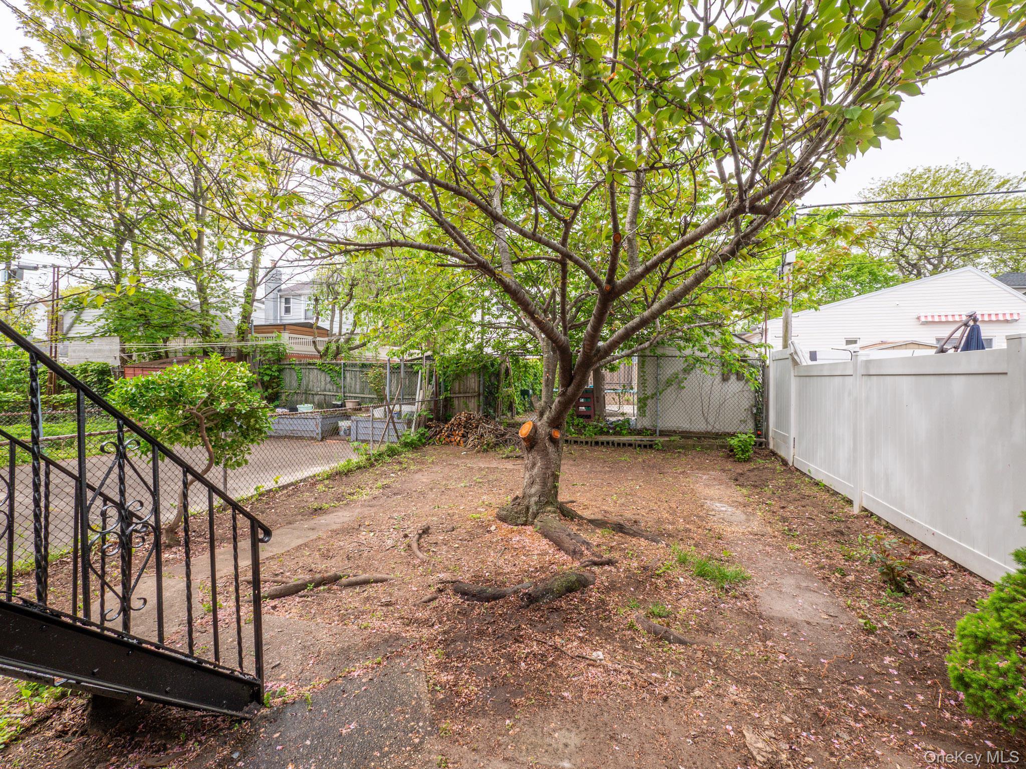 Single Family Hendrickson Brooklyn, NY 11234, MLS-995780-35
