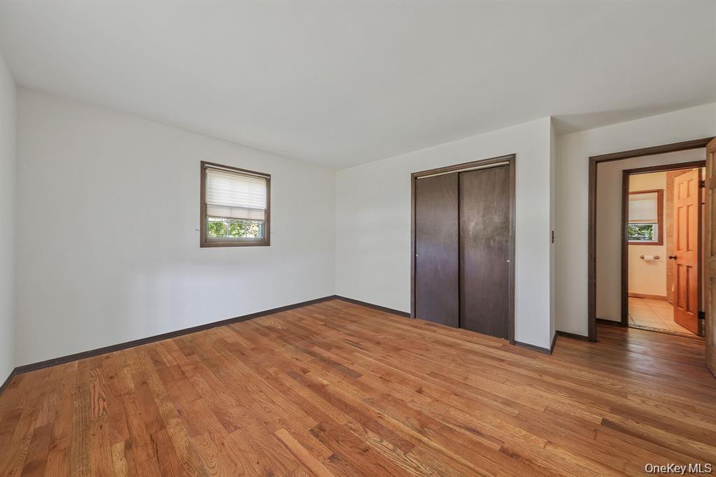 Single Family Willow Terrace Lane Suffolk County, NY 11957, MLS-995799-27