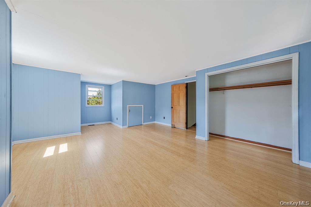 Single Family Willow Terrace Lane Suffolk County, NY 11957, MLS-995799-30