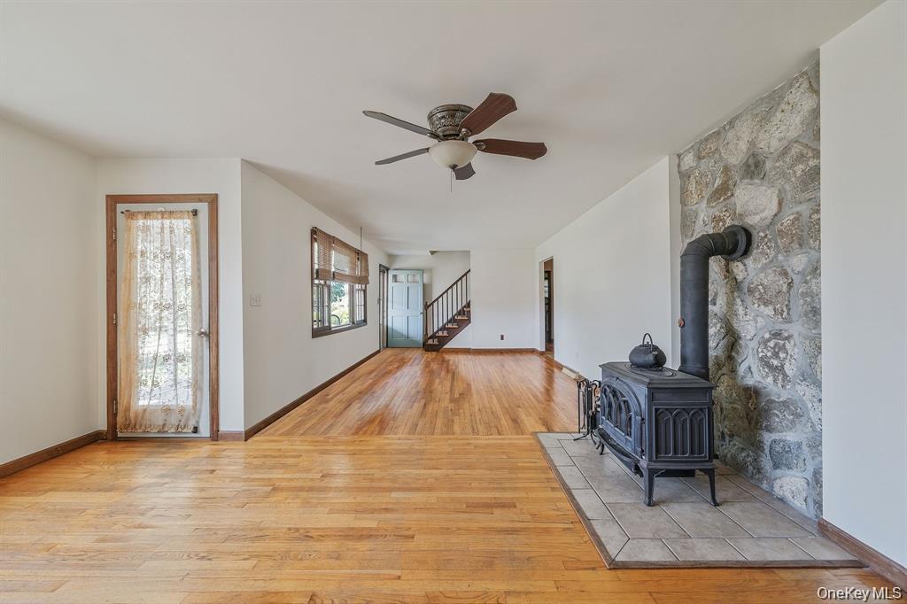 Single Family Willow Terrace Lane Suffolk County, NY 11957, MLS-995799-46