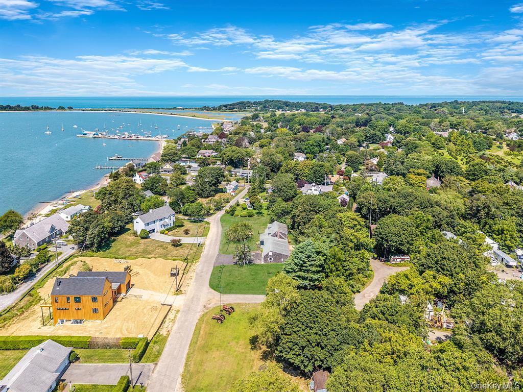 Single Family Willow Terrace Lane Suffolk County, NY 11957, MLS-995799-5
