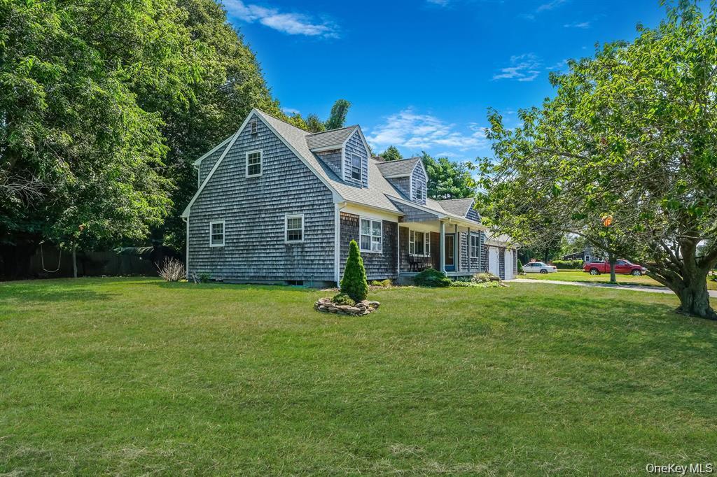 Single Family Willow Terrace Lane Suffolk County, NY 11957, MLS-995799-8