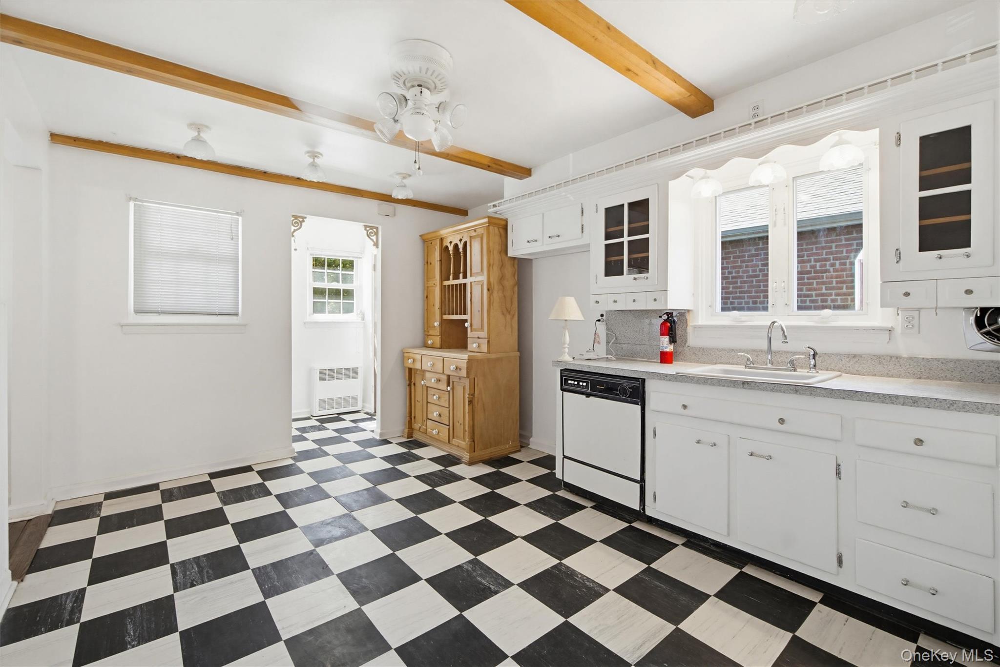Single Family Logan Bronx, NY 10465, MLS-995803-11