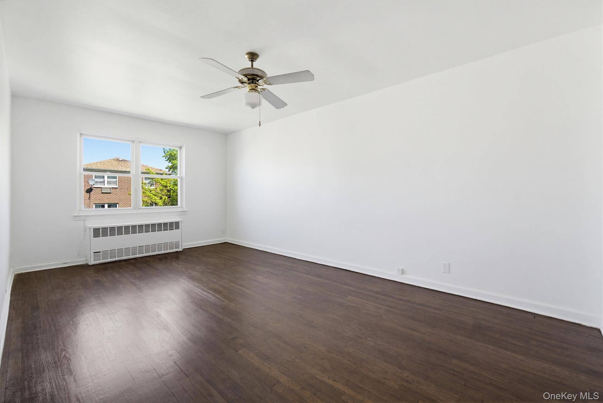 Single Family Logan Bronx, NY 10465, MLS-995803-22