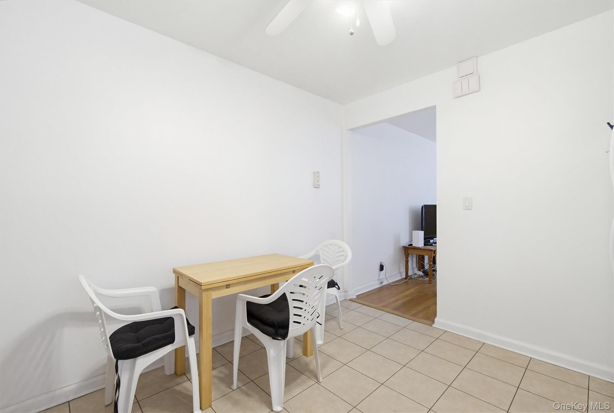 Single Family Logan Bronx, NY 10465, MLS-995803-30