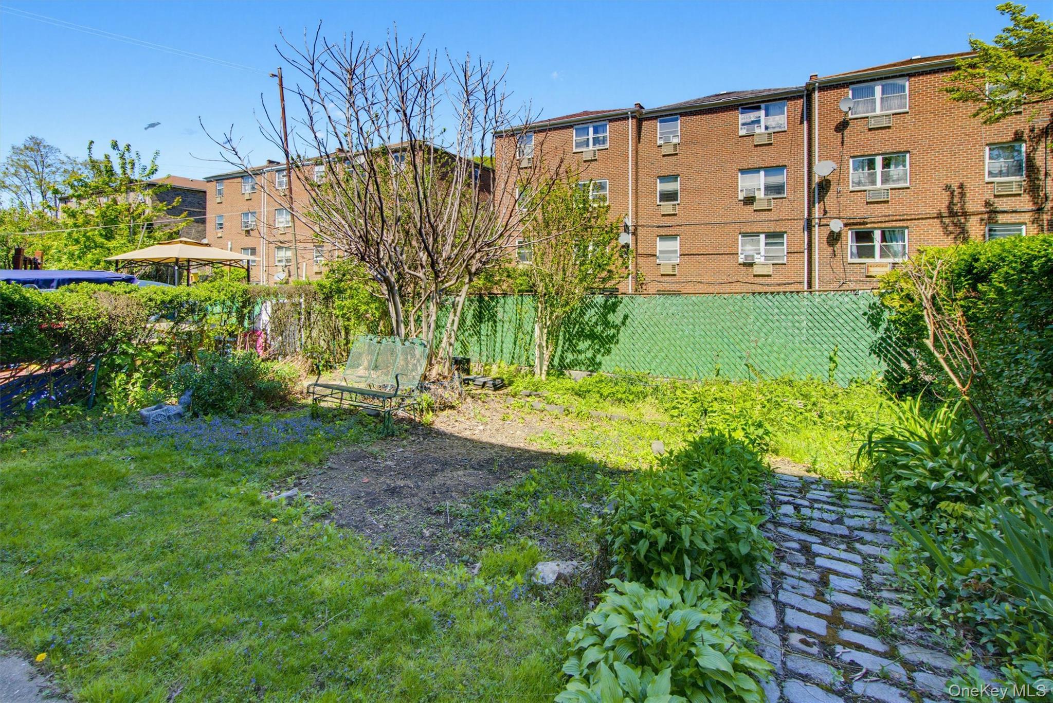 Single Family Logan Bronx, NY 10465, MLS-995803-43