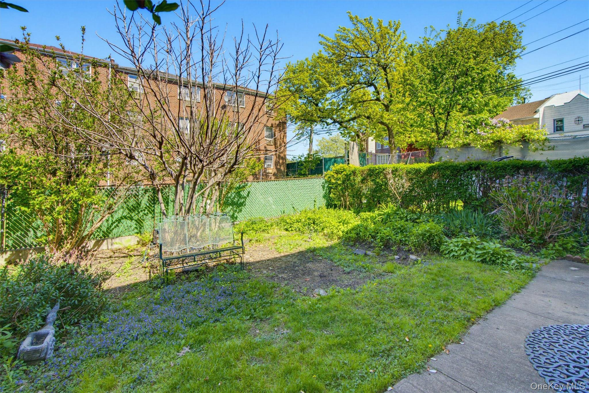 Single Family Logan Bronx, NY 10465, MLS-995803-44