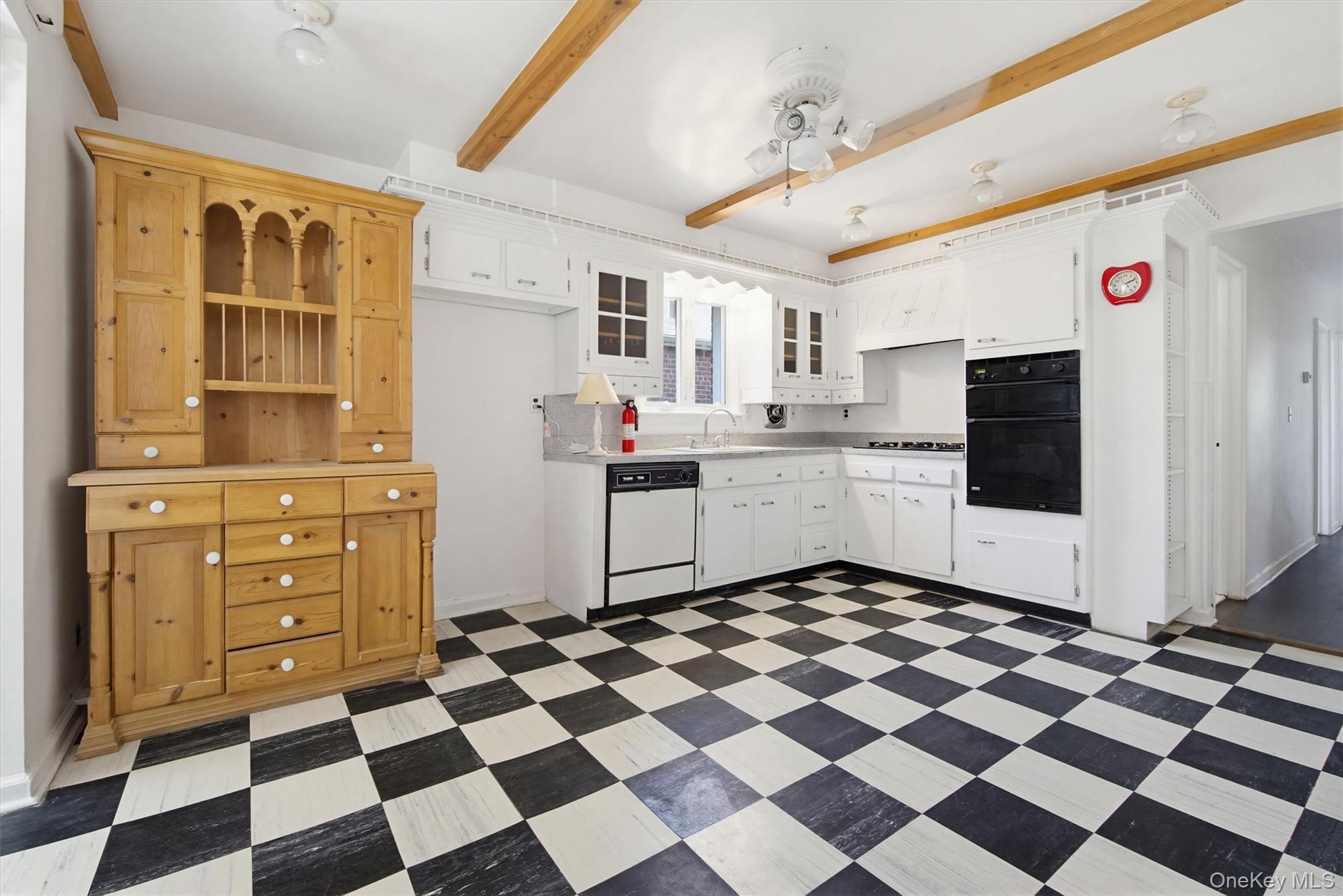 Single Family Logan Bronx, NY 10465, MLS-995803-8