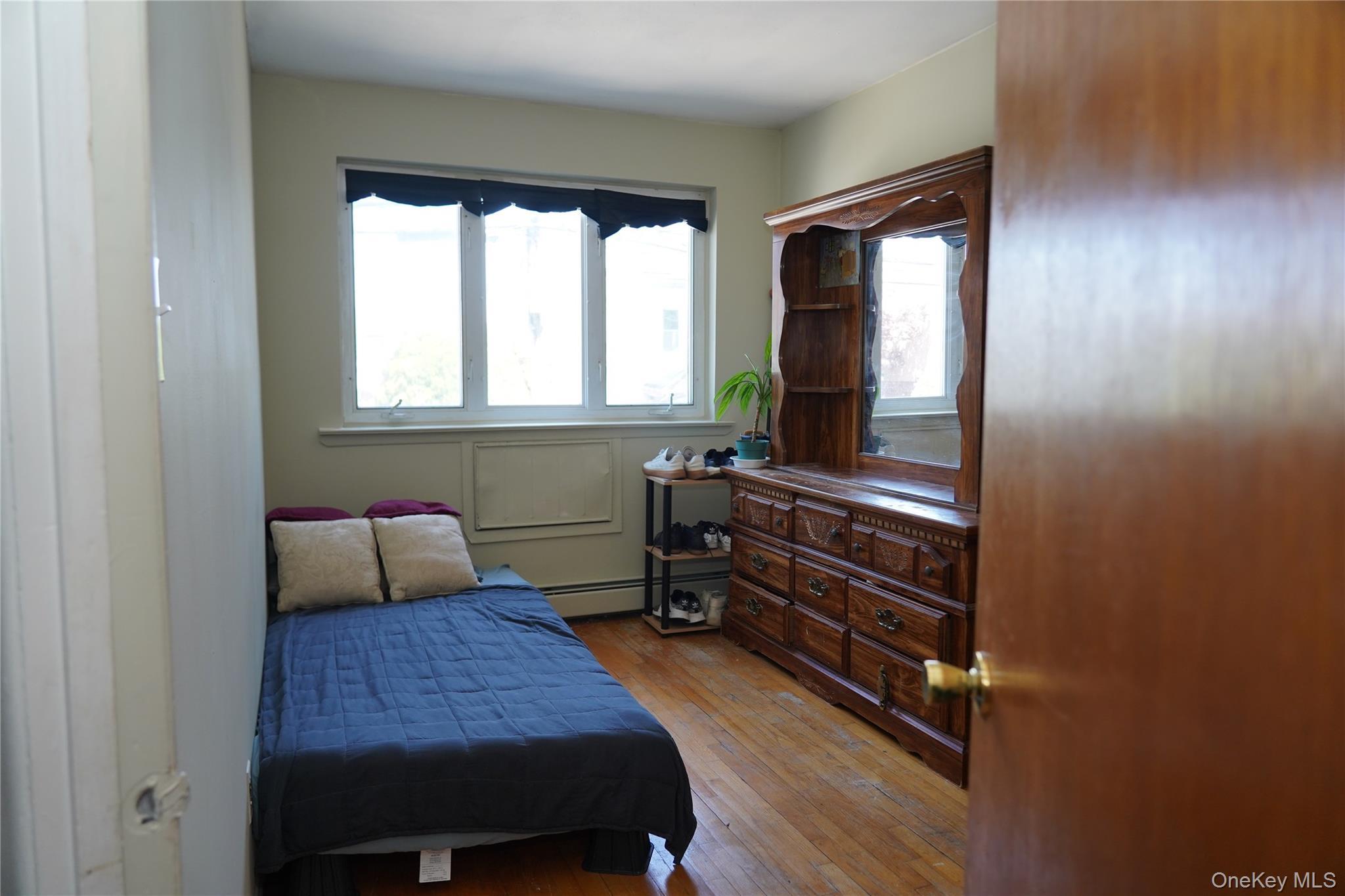 Single Family 88th Street  Queens, NY 11416, MLS-995814-14