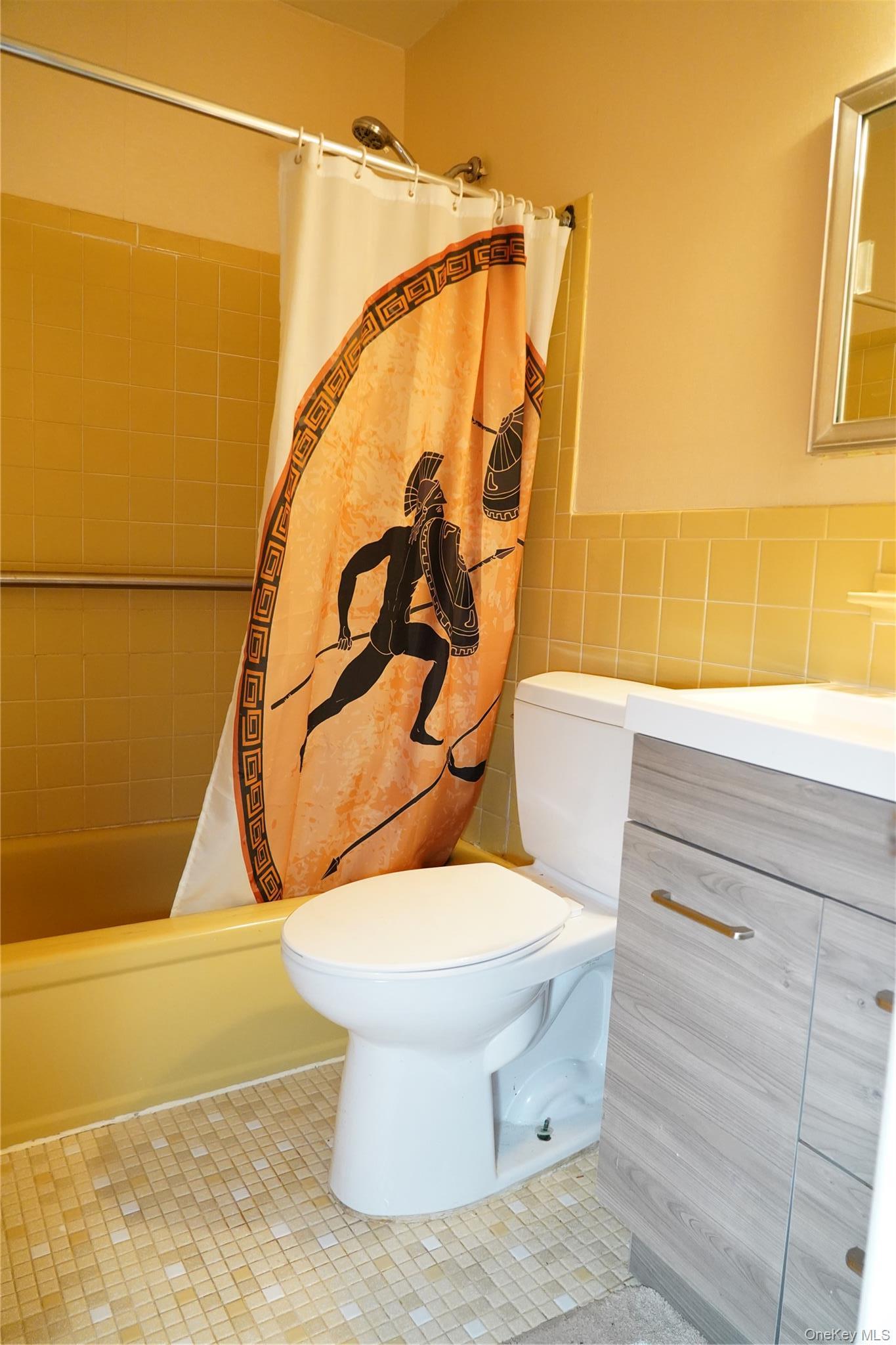 Single Family 88th Street  Queens, NY 11416, MLS-995814-4