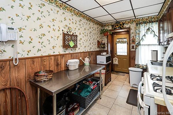 Single Family 74th Queens, NY 11385, MLS-995866-13