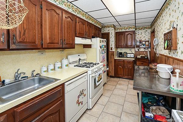 Single Family 74th Queens, NY 11385, MLS-995866-14