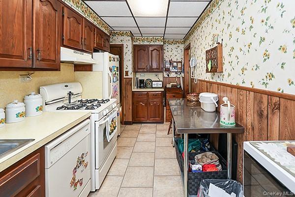 Single Family 74th Queens, NY 11385, MLS-995866-15