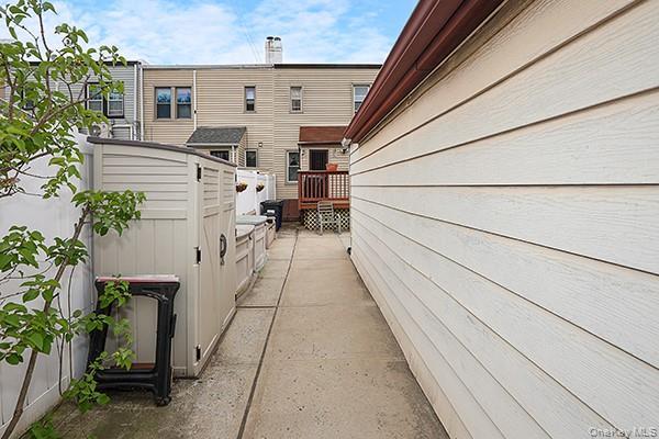 Single Family 74th Queens, NY 11385, MLS-995866-34