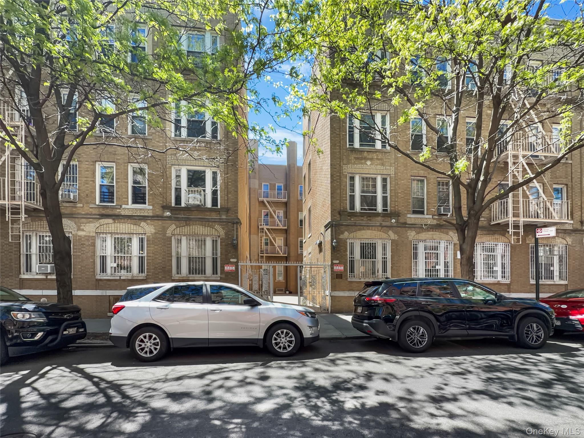 Coop 43rd Street  Brooklyn, NY 11232, MLS-995881-3
