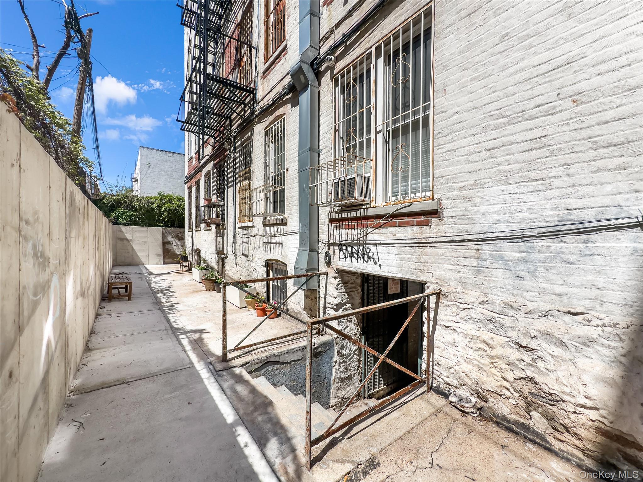 Coop 43rd Street  Brooklyn, NY 11232, MLS-995881-36