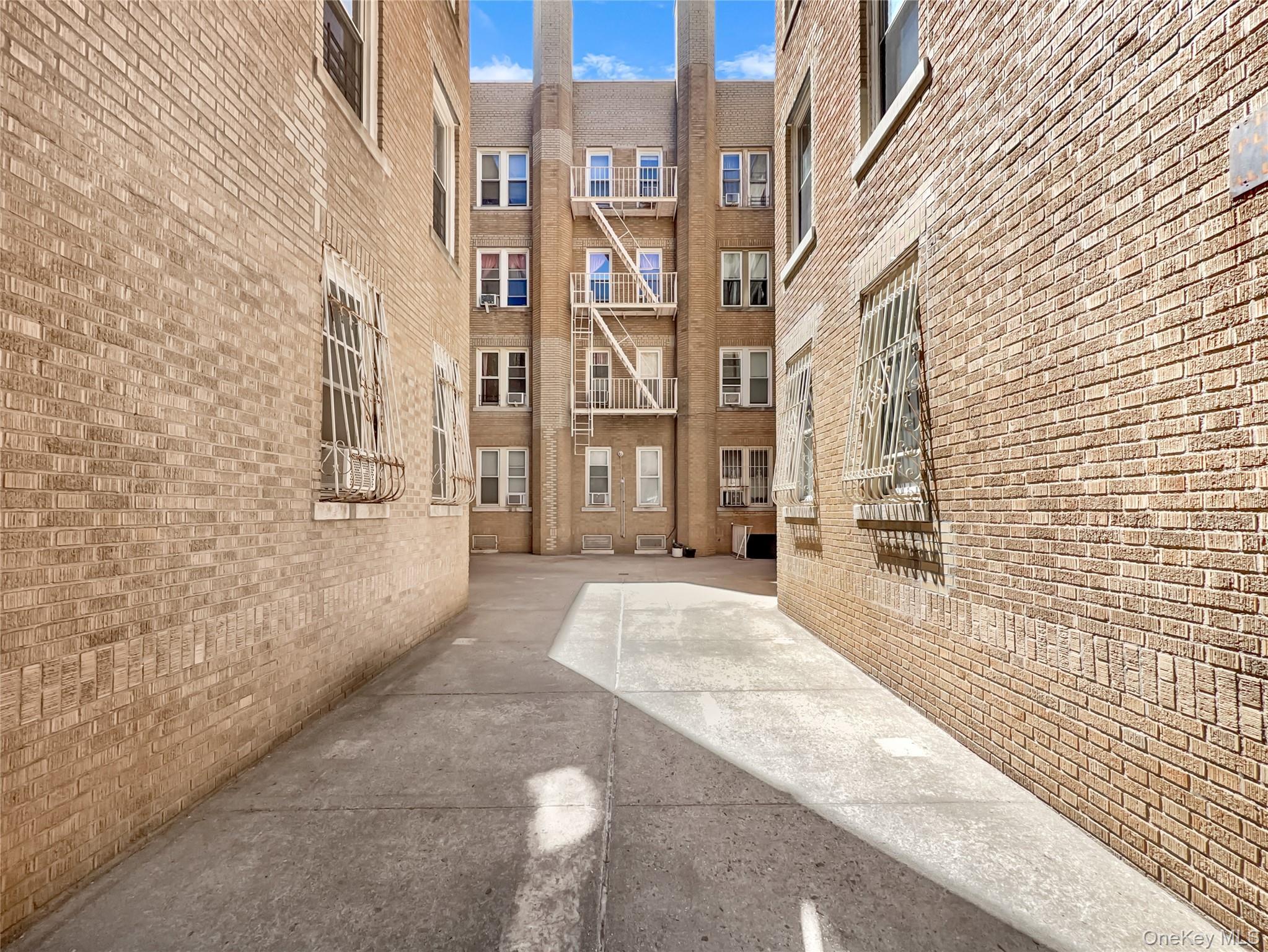 Coop 43rd Street  Brooklyn, NY 11232, MLS-995881-7