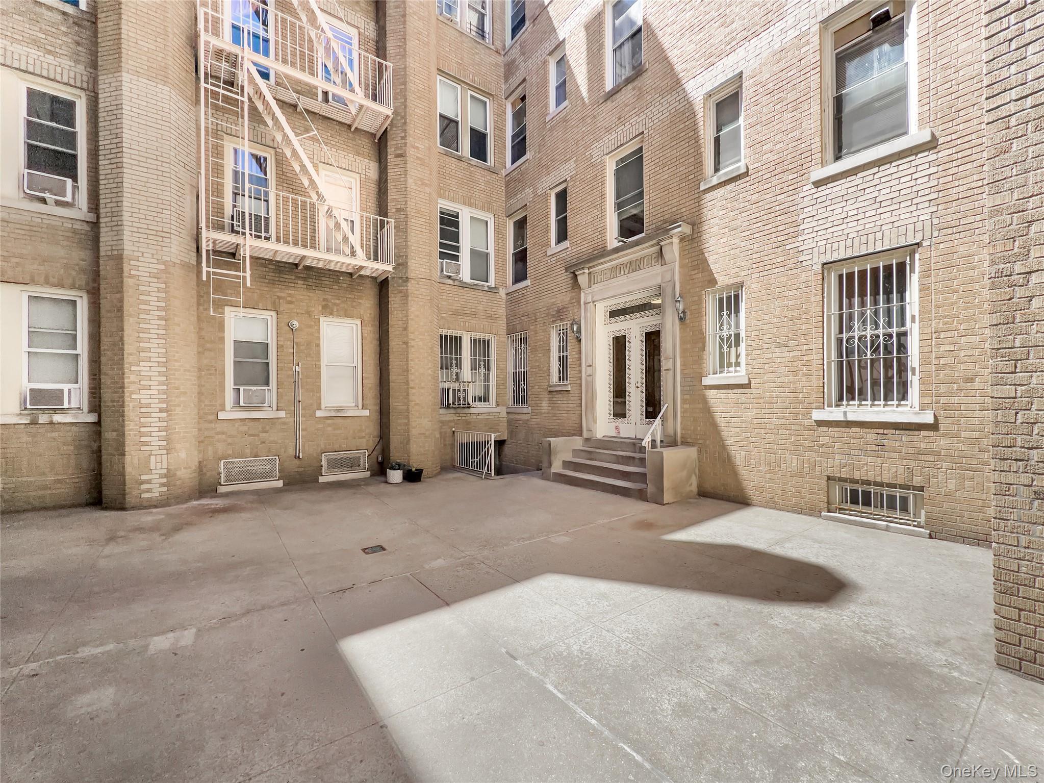 Coop 43rd Street  Brooklyn, NY 11232, MLS-995881-8